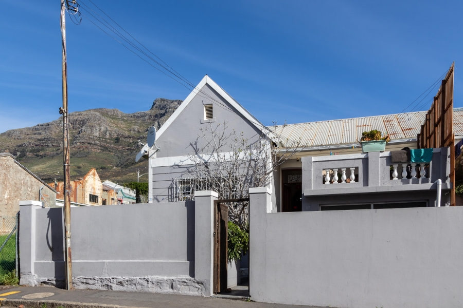 7 Bedroom Property for Sale in Walmer Estate Western Cape